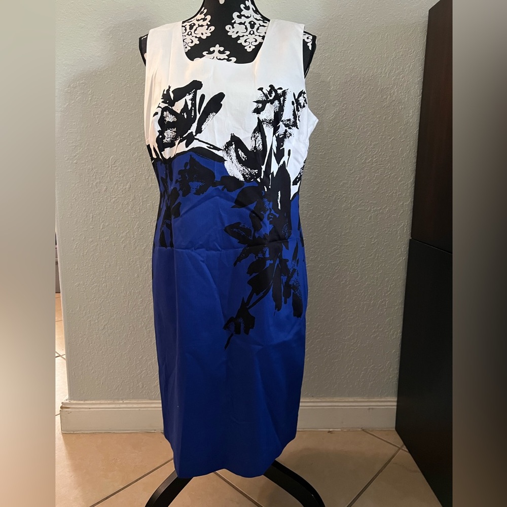 Cleo Petites floral dress